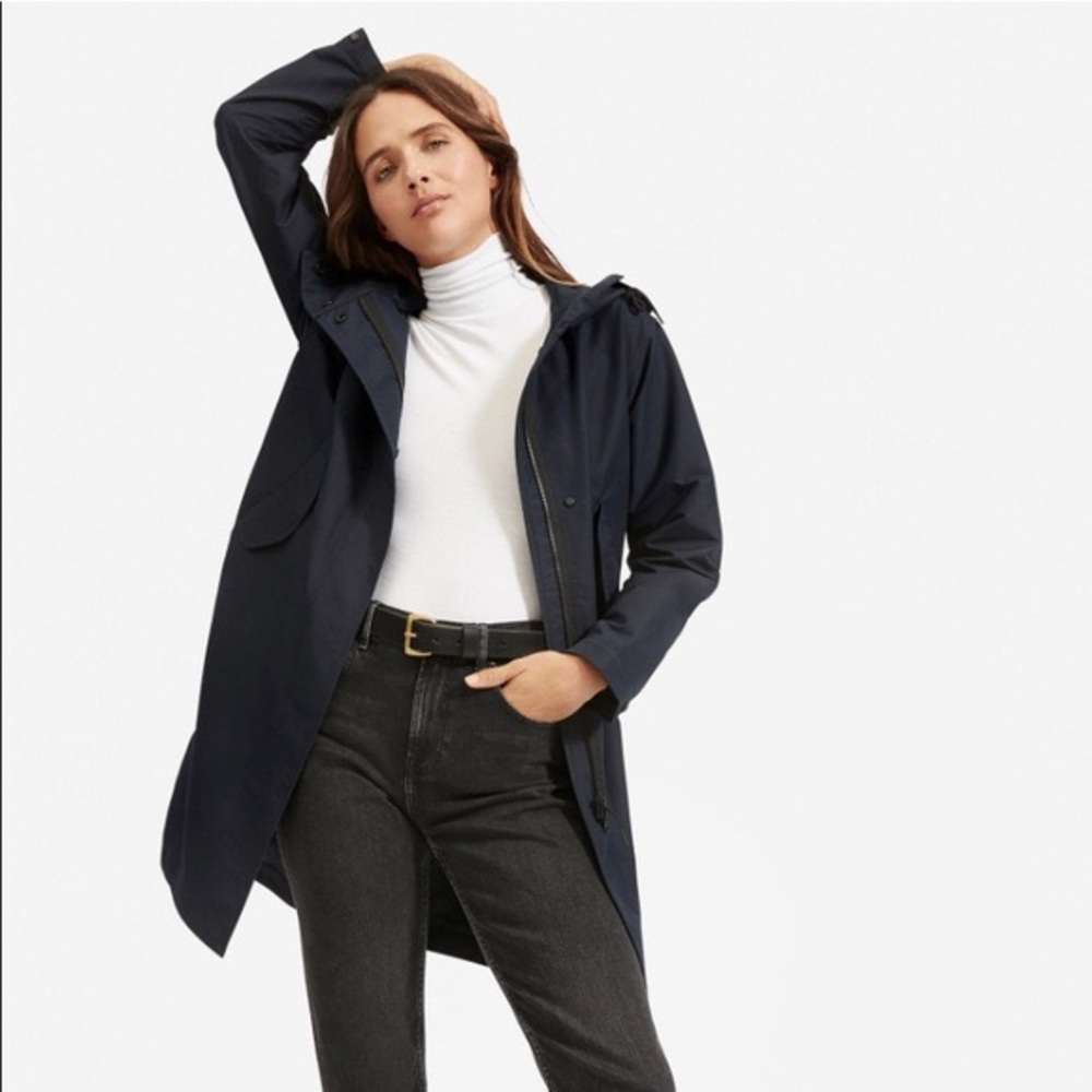 Everlane Renew Anorak in Black